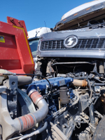 Shacman (Shaanxi) SX* 6x4 Седельный тягач SX42584V324 (Дизельный, 11,6 л, 423 л.с., АТ)