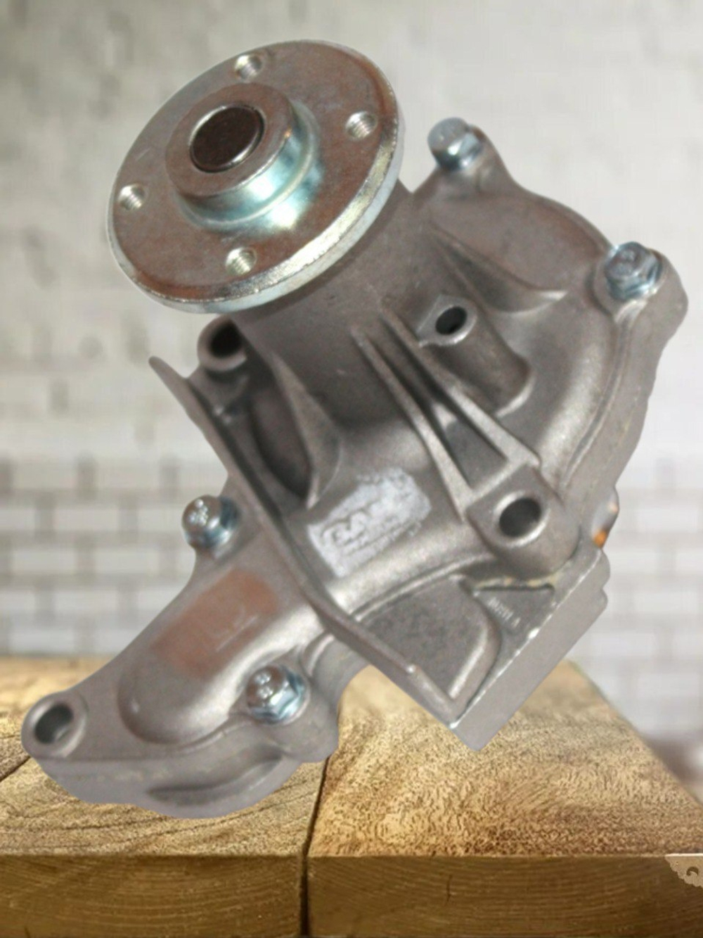 Насос водяной 1016052597 для Geely MK, MK Cross, GC6