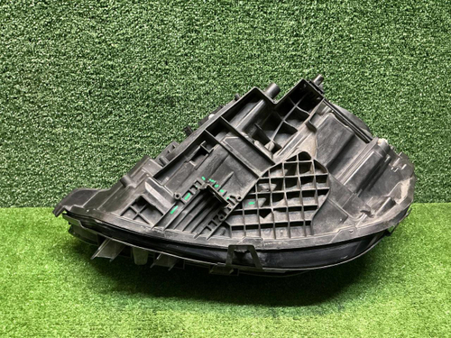 Фара правая Mercedes CLA C118 (2019-2023) LED