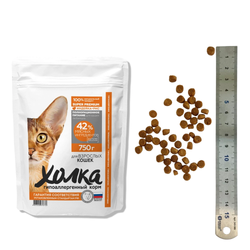 Полнорационный гипоаллергенный сухой корм "Холка" для кошек 42% мясных ингредиентов 750гр.