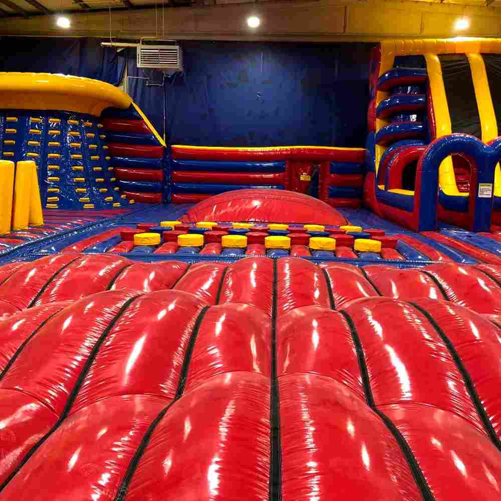 Надувной парк "Город мечты"