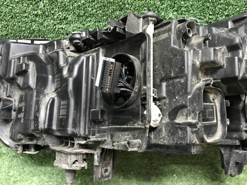 Битая Фара правая BMW 6er G32 (2020-2023) Laser