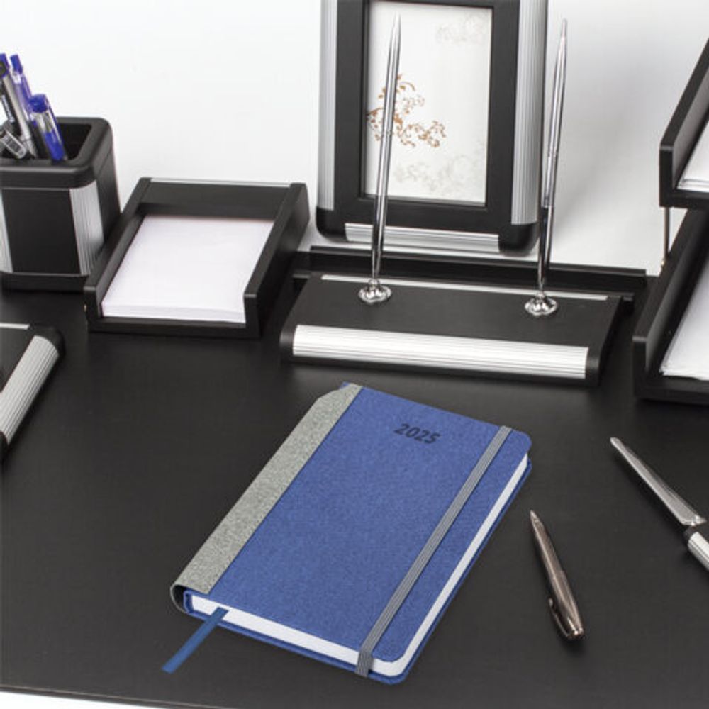 Ежедневник датированный 2025 А5 138x213 мм, BRAUBERG "Mosaic", под кожу, карман для ручки, резинка-фиксатор, 115835