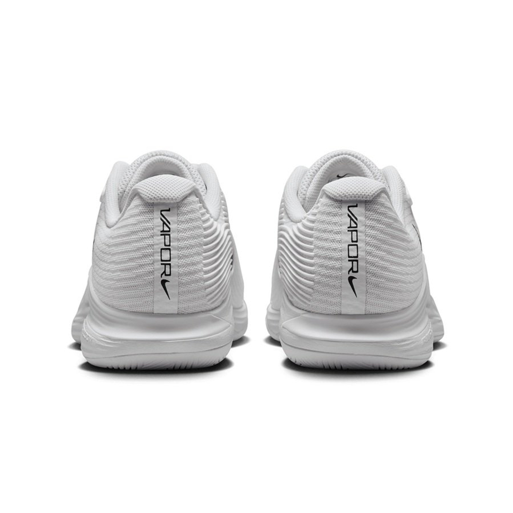 Кроссовки для тенниса Женские NIKE ZOOM VAPOR 12 HC для твёрдых покрытий
