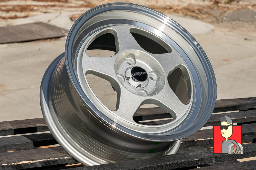 Комплект дисков Rotiform 15x7 et35 4x100