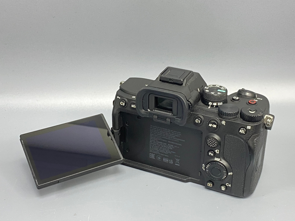 Sony A7 IV 45000 кадров