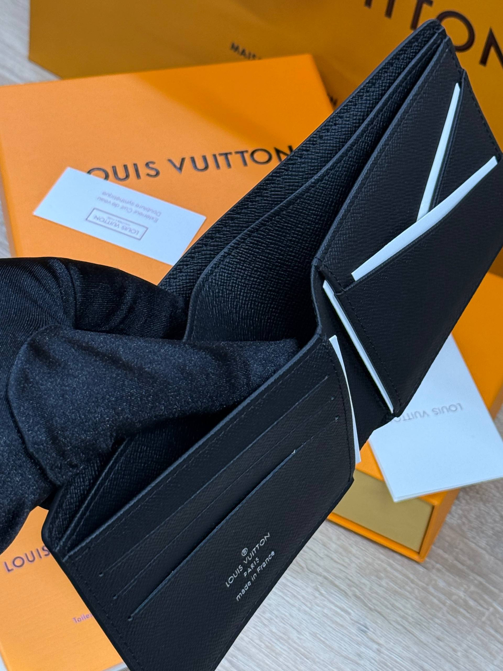 Кошелек Louis Vuitton