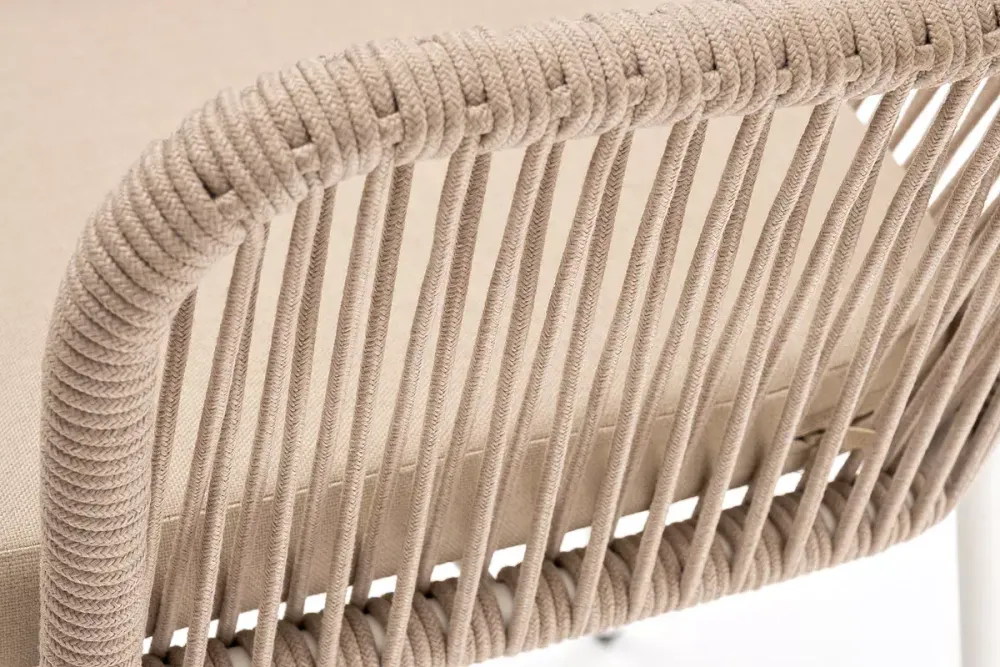 "Лион" стул плетеный из роупа, каркас из стали белый муар, роуп бежевый круглый, ткань бежевая 052