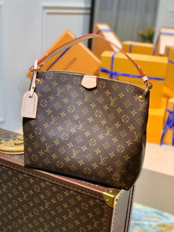 Louis Vuitton Graceful PM
