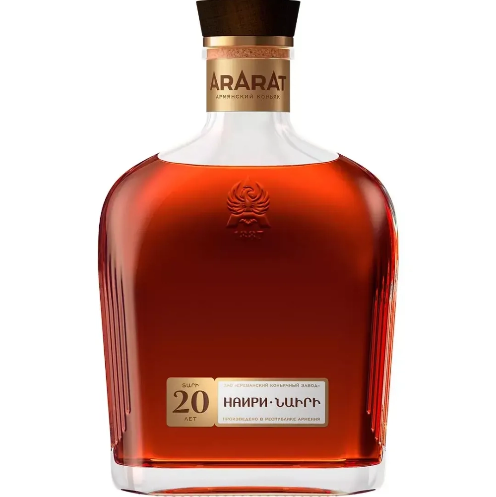 Коньяк Ararat Наири 20 лет 0,5 л.