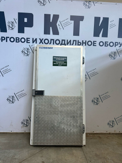Дверь для холодильной камеры