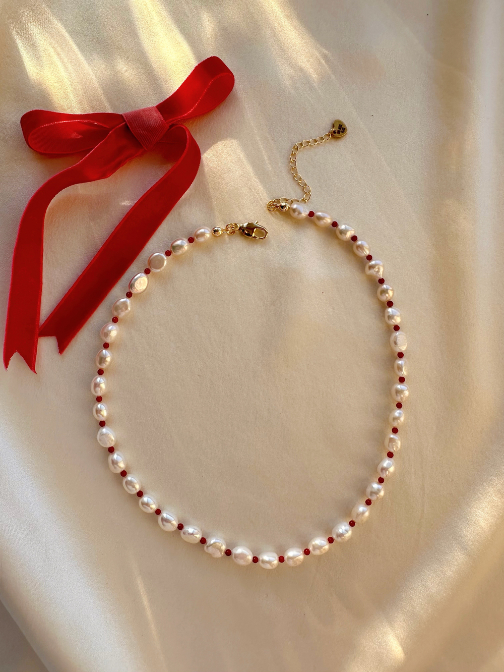 Ожерелье Черри из жемчуга и коралла