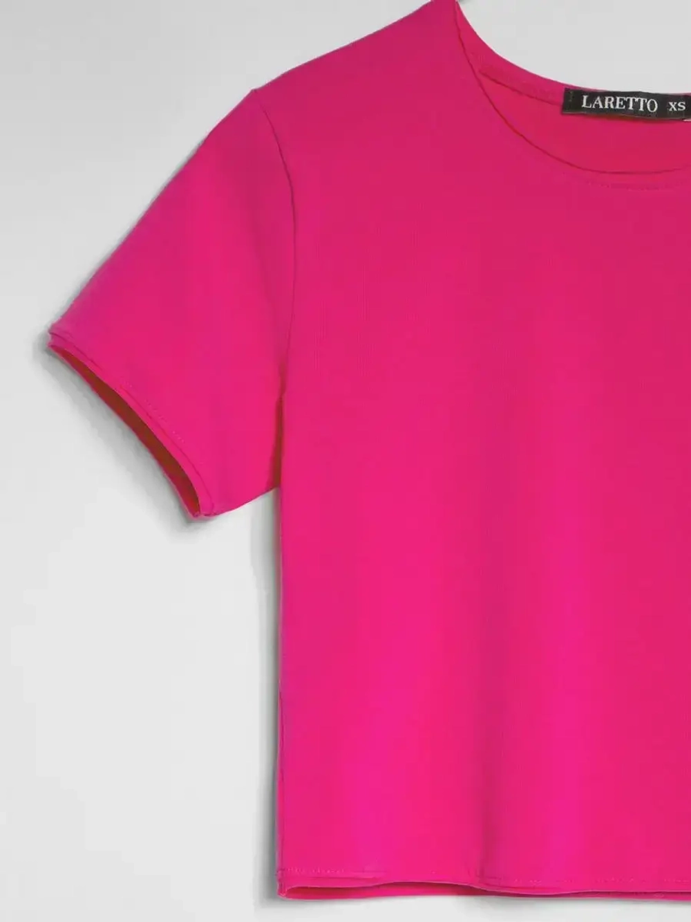 Футболка трикотажная укороченная кроп топ