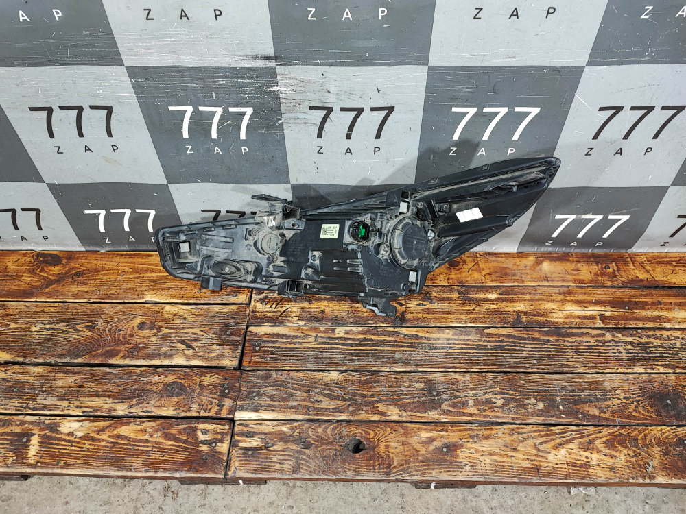 Фара правая Hyundai Solaris 2 (HCR) 20-нв Б/У Оригинал 92102H5500