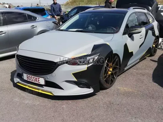 Спойлер-вставка между клыками для Mazda 6 GJ