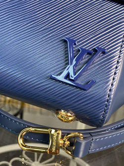 Сумка Louis Vuitton