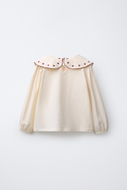 ZARA ФУТБОЛКА С КРУГЛЫМ ВОРОТНИКОМ И ВЫШИВКОЙ, ЭКРЮ