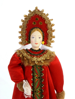 Кукла коллекционная в русском праздничном костюме