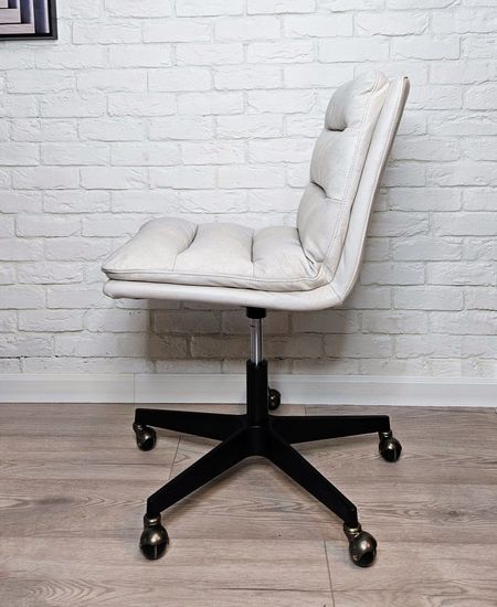 Офисное кресло RS235-A серая кожа