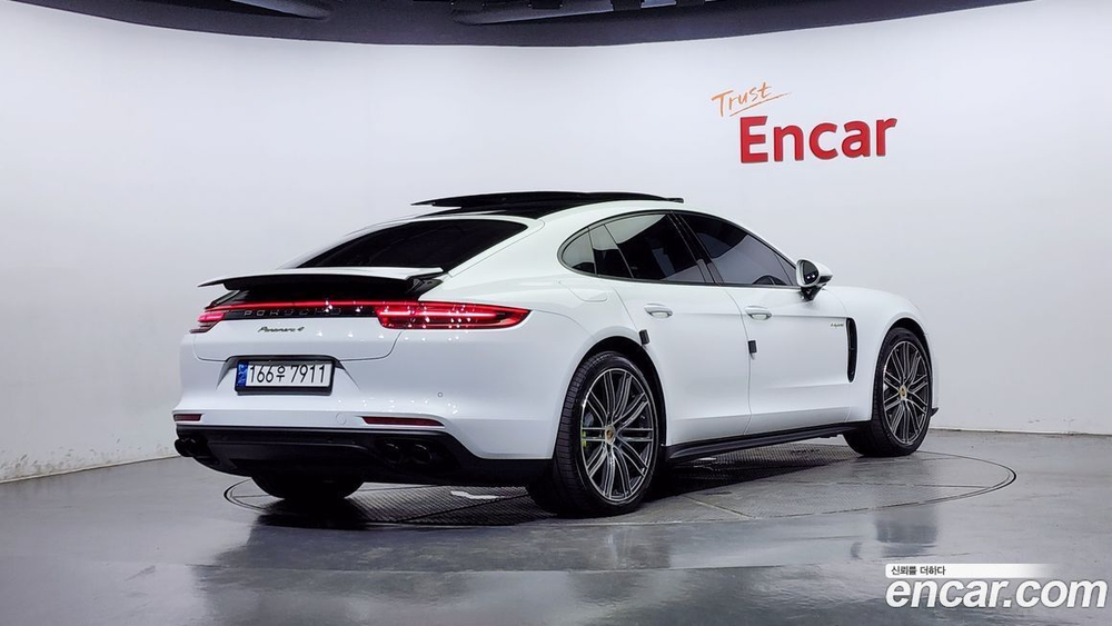 Porsche Panamera (971) 2.9 AWD E-Hybrid (12.2019)