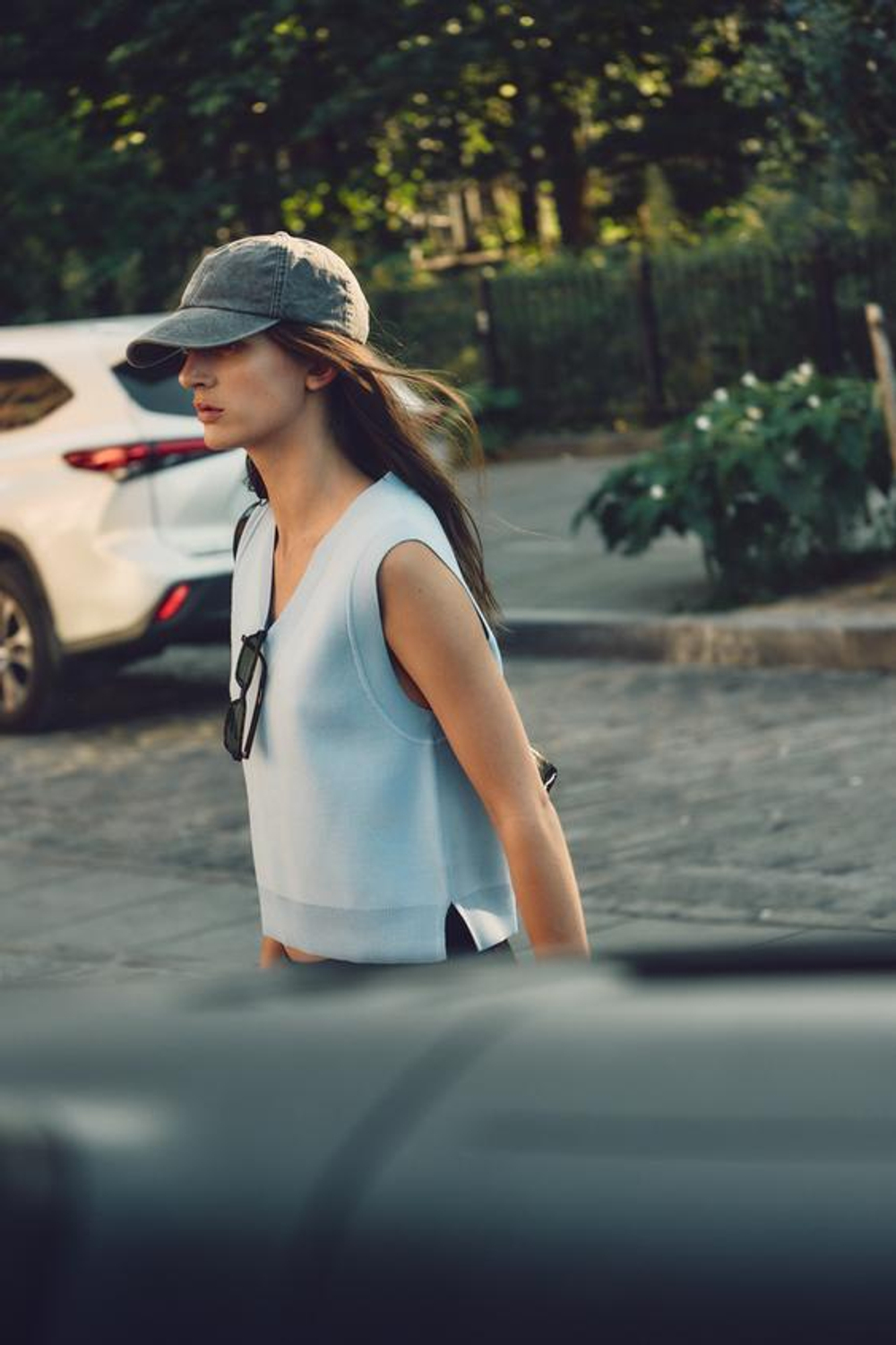 ZARA ОДНОТОННЫЙ ТРИКОТАЖНЫЙ ЖИЛЕТ, ГОЛУБОЙ