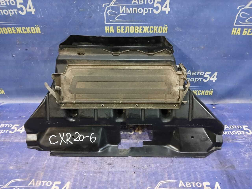 Воздухозаборник TOYOTA ESTIMA 1992