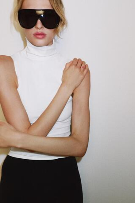 ZARA ТОП С ВОРОТНИКОМ-СТОЙКОЙ, БЕЛЫЙ