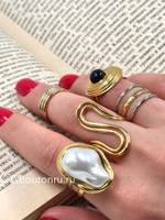 Кольцо золотистое с крупным жемчугом