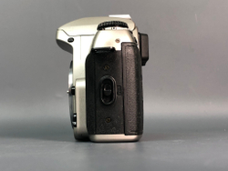 Nikon F80