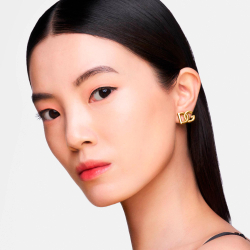 Dolce&Gabbana Fresh Rose Glow Cushion - Роскошный увлажняющий тональный крем с SPF 50+ оттенок 3C, 15 g