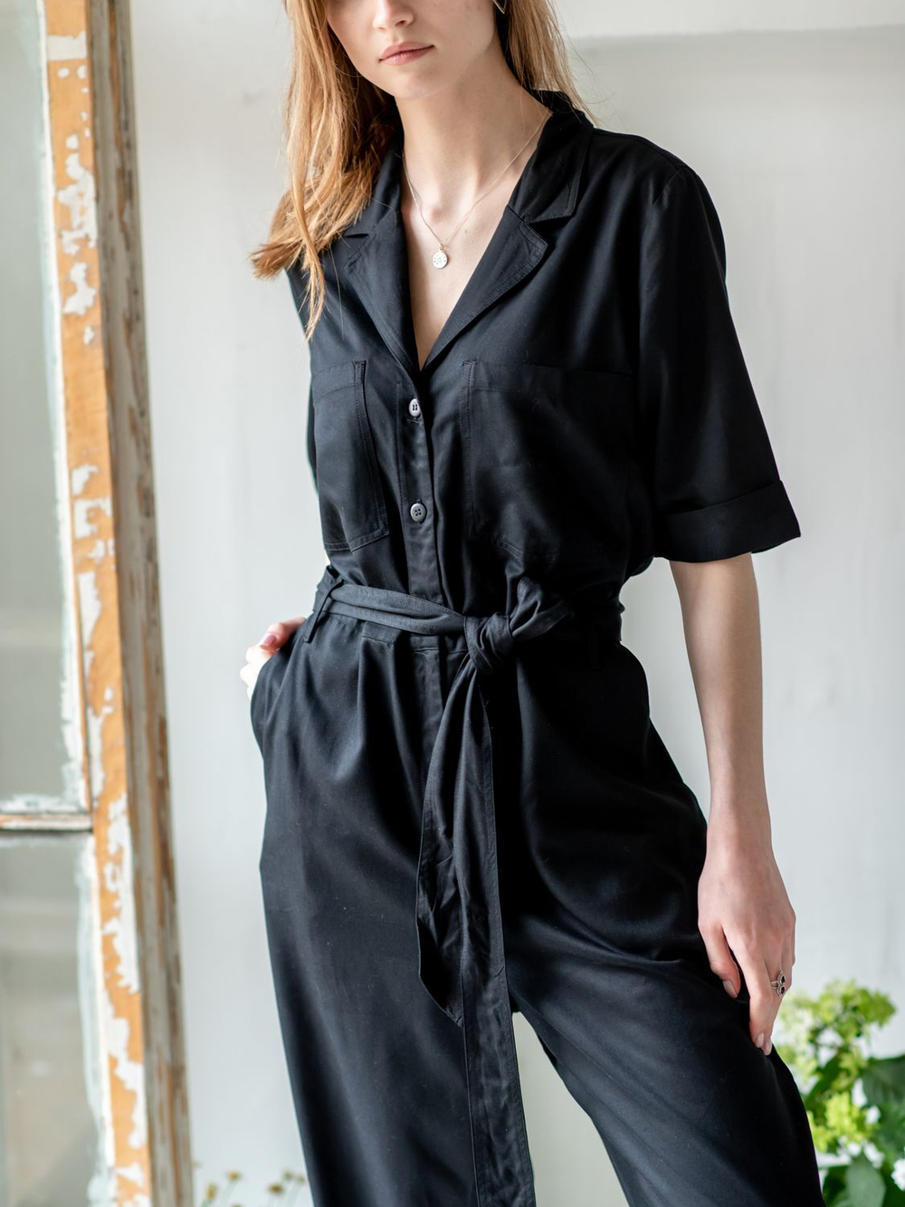 Комбинезон из вискозы (черный)