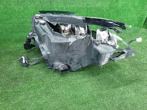 Битая Фара правая Mercedes GLC X253 (19-22) LED