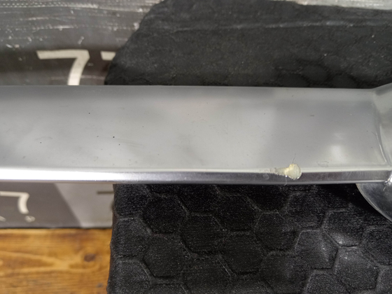 Накладка решетки радиатора верхняя Chery Arrizo 8 22-нв Б/У Оригинал 602003562AA