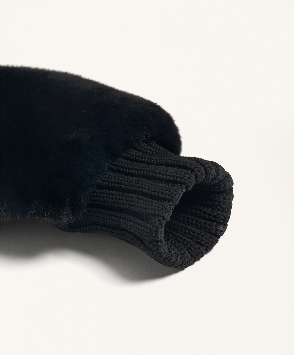 Oysho Варежки из искусственного меха с эластичными манжетами, черный