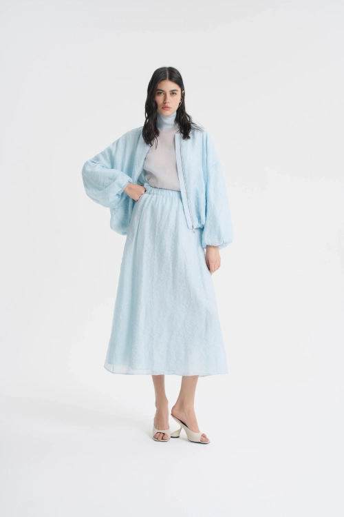 Бомбер из жатой вискозы