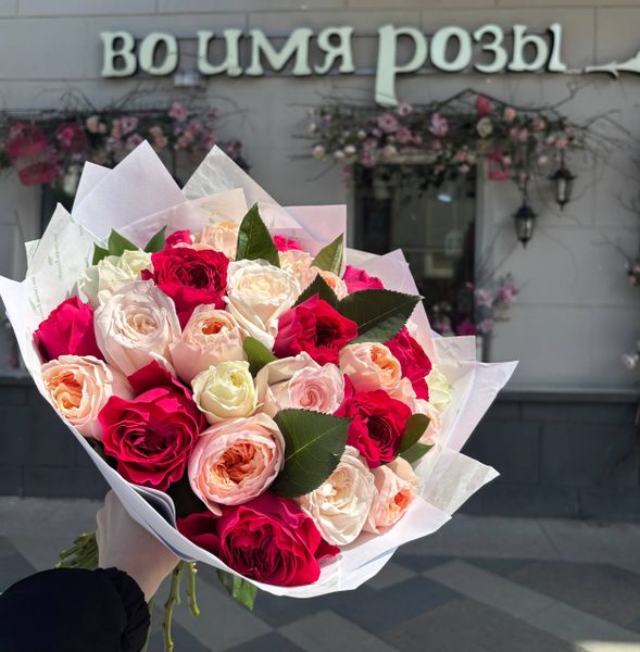 Какие цветы чаще всего покупают в июне: фавориты начала лета