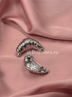 Брошь «Круассан» серебряная