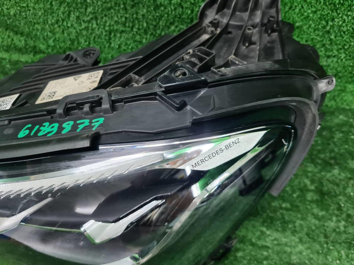 Фара левая Mercedes E W213 (2020-2023) LED