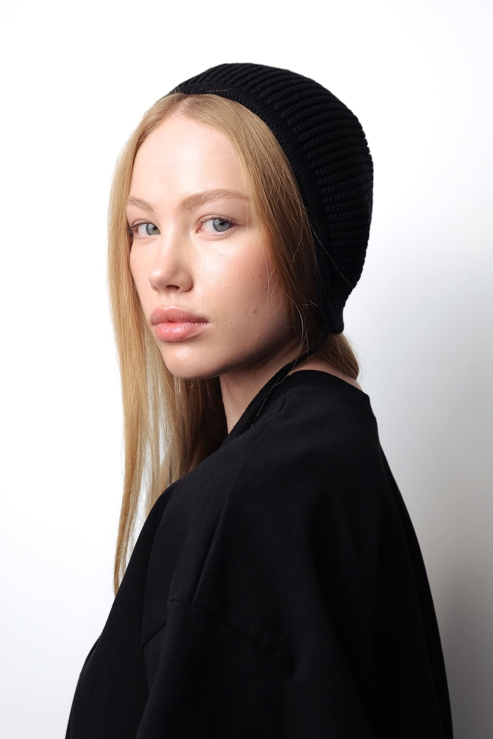 Головной убор CHEPEC Black