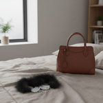 Металлические наручники с черными перьями Adrien Lastic