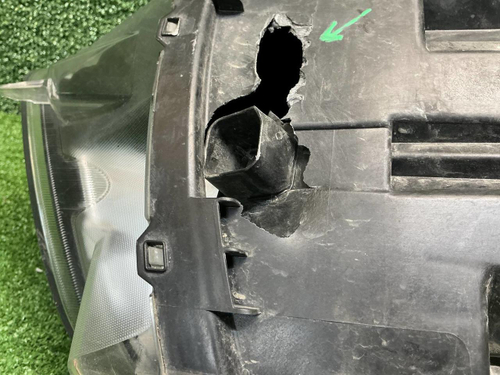 Фара правая Hyundai Santa Fe 4 (2018-2021) LED