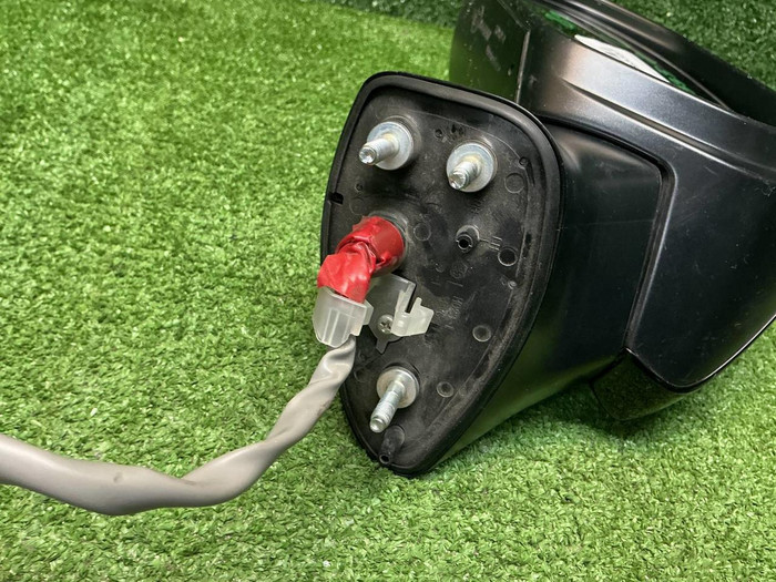 Зеркало левое Toyota Camry xv70 (17-24) 8 конт