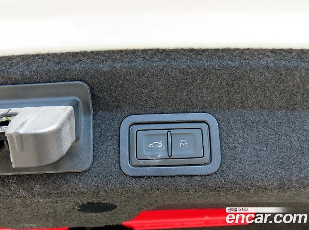 Audi A6 (C8) 45 TFSI Quattro (04.2020)