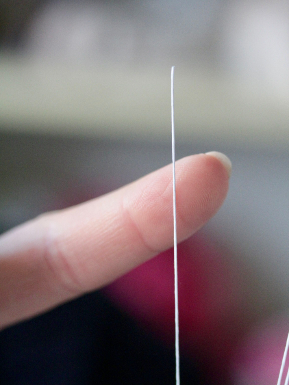 Проволока длинная японская формат U в зеленой упаковке № 28 Белая, длина 72 см согнута пополам, 100 штук.