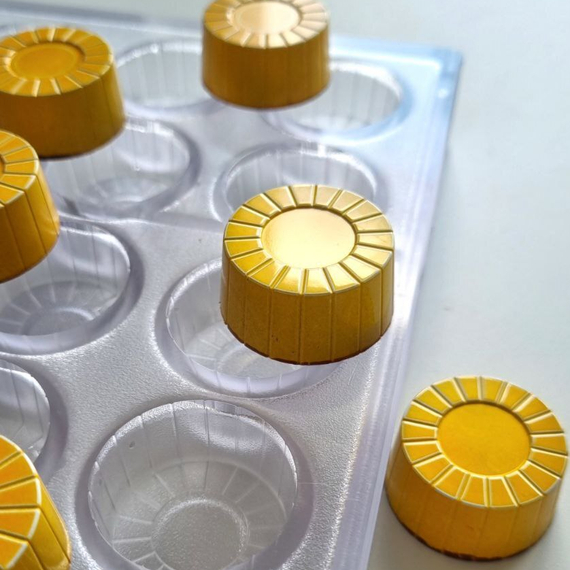 865 | Форма для шоколадных изделий &quot;Колпачок&quot; (275х175 мм)