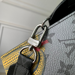 Louis Vuitton Gaston Wearable Wallet