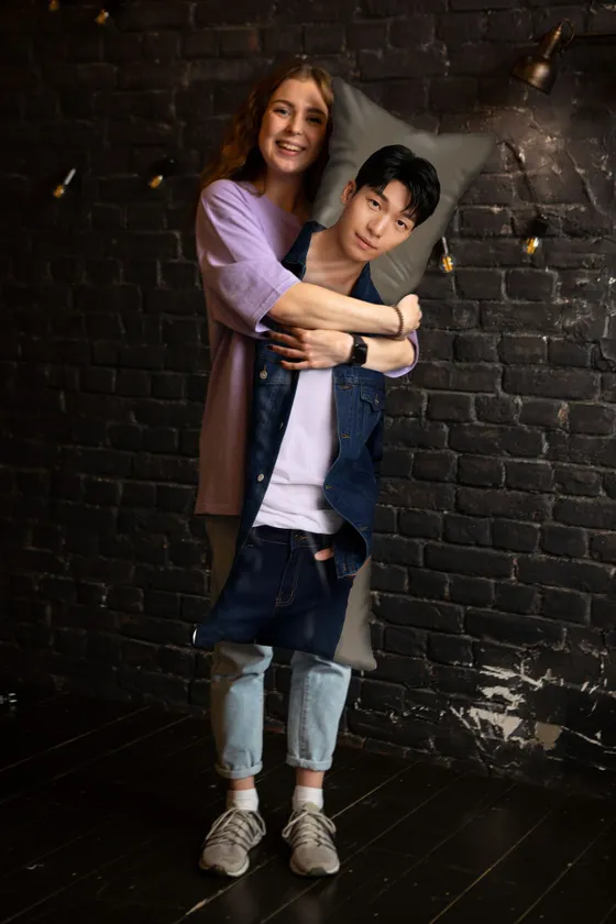 Дакимакура Ви Ха Джун