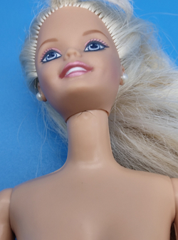 Кукла Барби 90-х винтажVirginia Tech University Cheerleader 02762