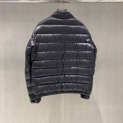 Пуховик Moncler