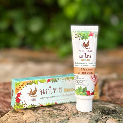 Концентрированная зубная паста с травами Тайская птичка 5 Star 4 A Concentrated Herbal Toothpaste Nokthai